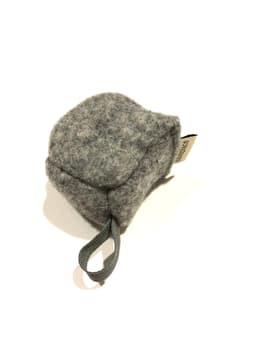 image-GLOWING CUBE Saveplace® Felty Cat Toy