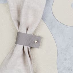 image-Leather napkin rings (set of 4)