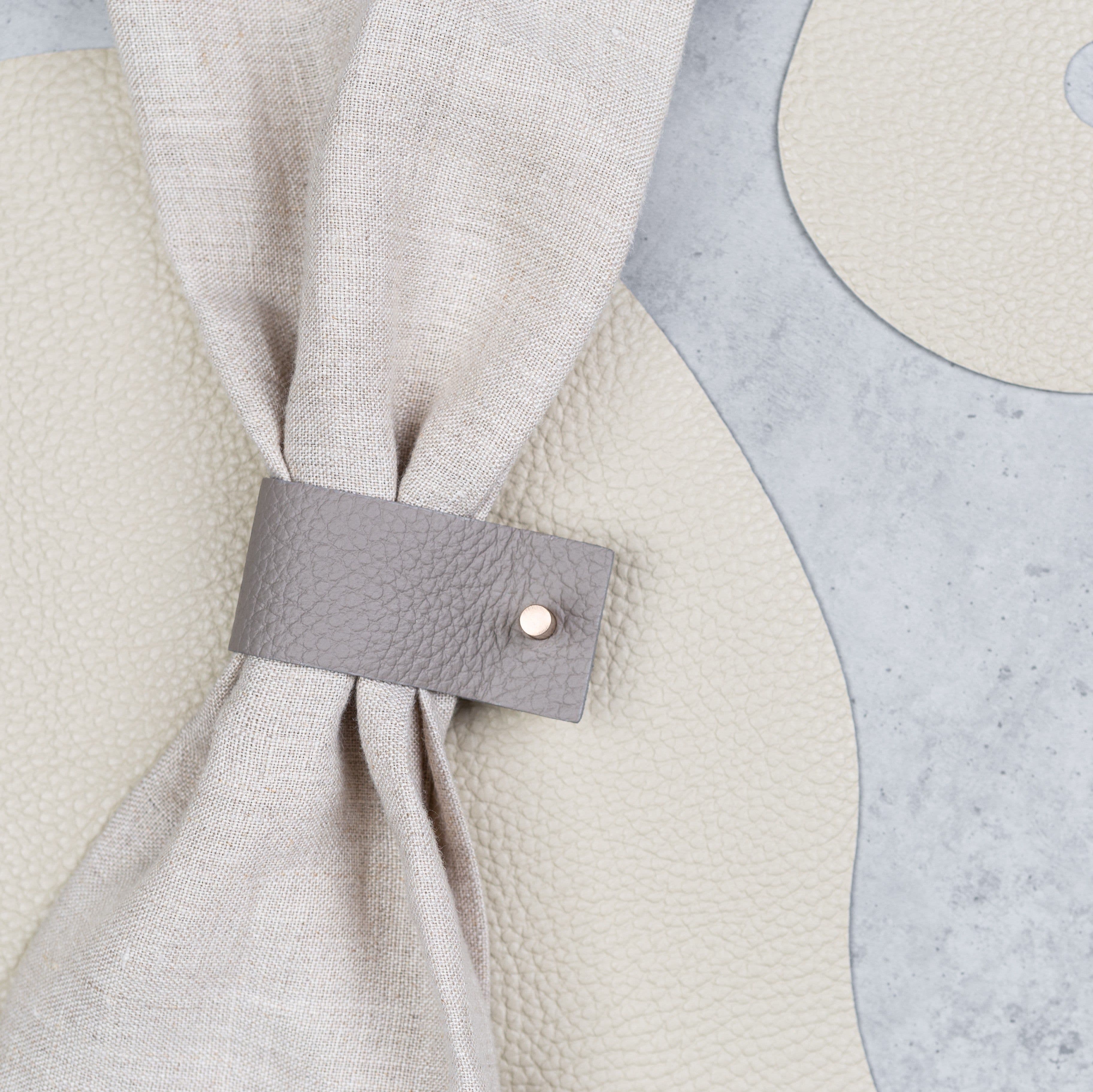 image-Leather napkin rings (set of 4)