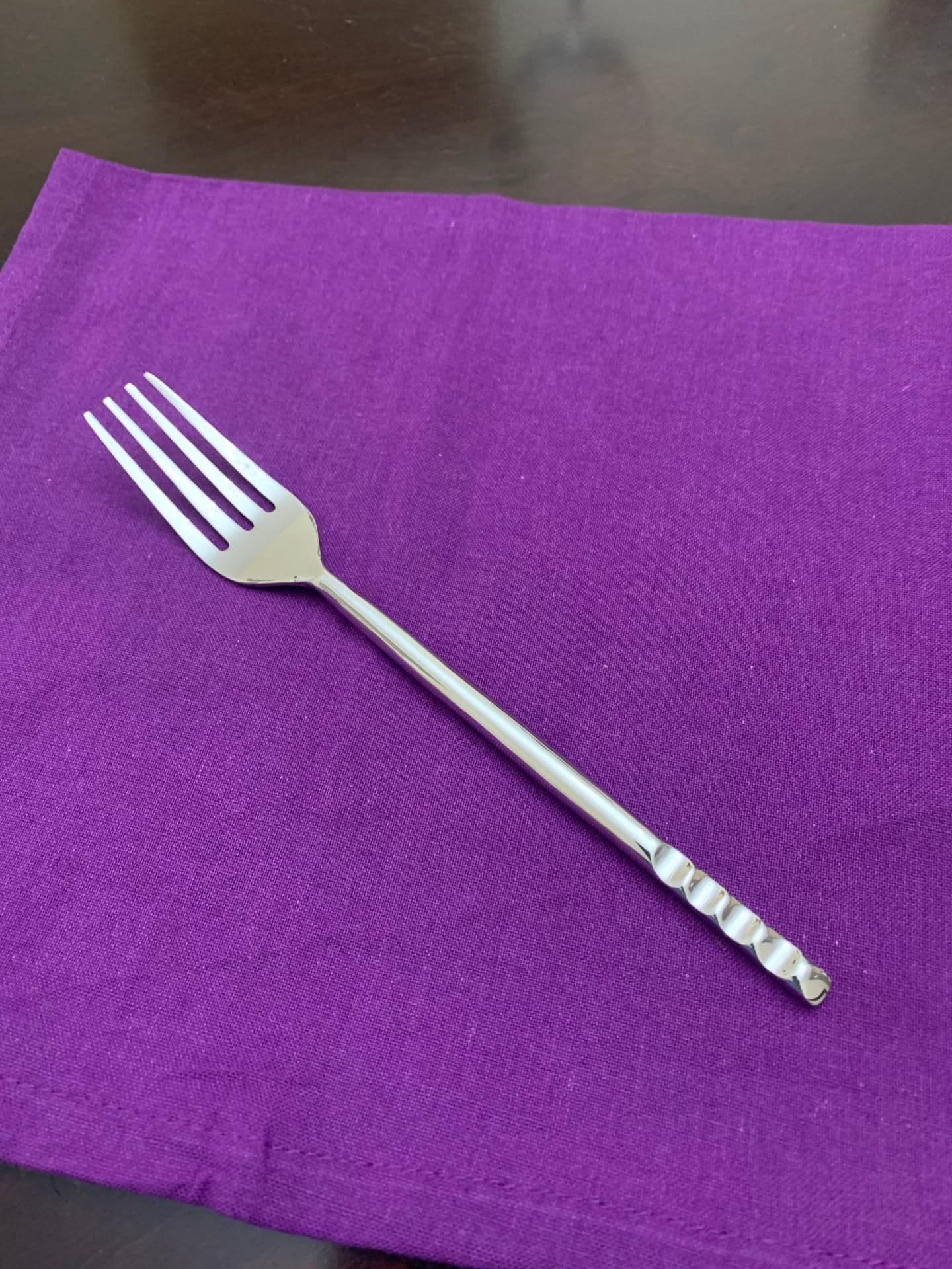 image-Vibhsa 20 Piece Flatware Set, Service for 4-Modern