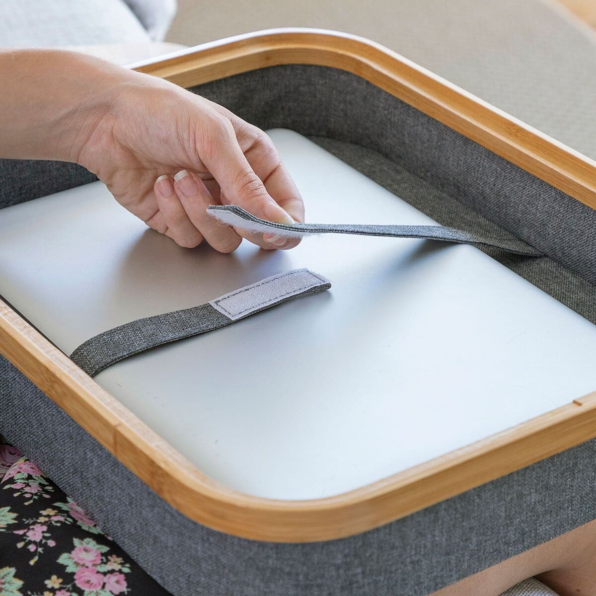 image-Portable Laptop Desk with Storage Tray Larage InnovaGoods