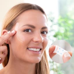 image-Invisible Adhesive Face Lifting Patches Liftrik InnovaGoods 40 Units