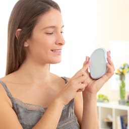 image-Exfoliating Friction Epilator with Nanocrystals Frepil InnovaGoods