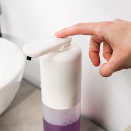 image-Rechargeable Automatic Liquid Soap Dispenser Bitesap InnovaGoods