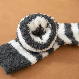 image-Fluffy Thick Coral Velvet Socks - Warm Comfort for Winter & Spring