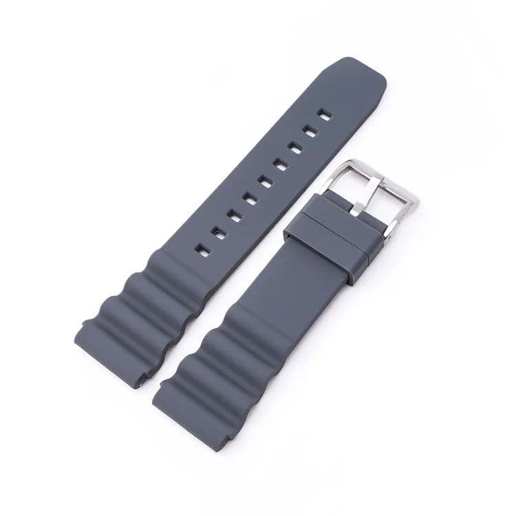 image-Qinband Silicone Watchband 20mm/22mm - Durable and Stylish Replacement Strap