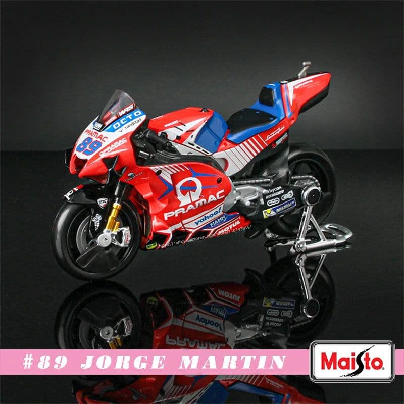 image-Maisto 1:18 Scale Ferrari GP2022 Model Car - High Quality Collectible
