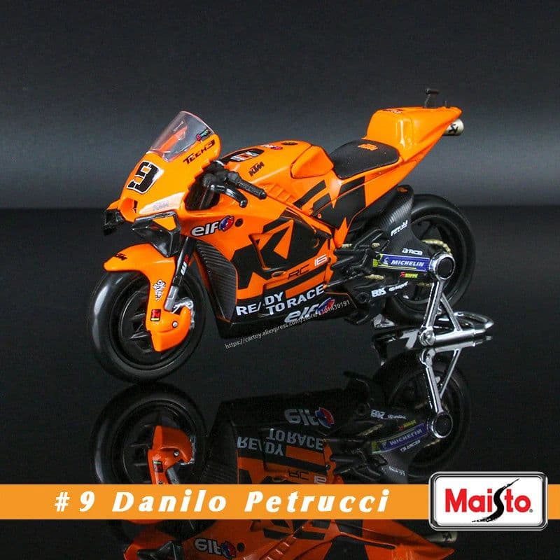 image-Maisto 1:18 Scale Ferrari GP2022 Model Car - High Quality Collectible