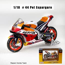 image-Maisto 1:18 Ducati Pramac Racing Alloy Model - Authentic Diecast Motorcycle