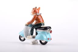 image-Dog on Vespa