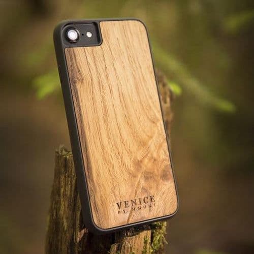 image-The Venice case - Minimalist lettering
