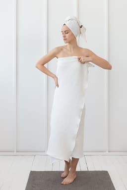 image-White linen waffle towels set