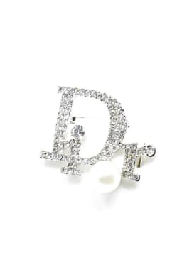 image-Brooch - Woo