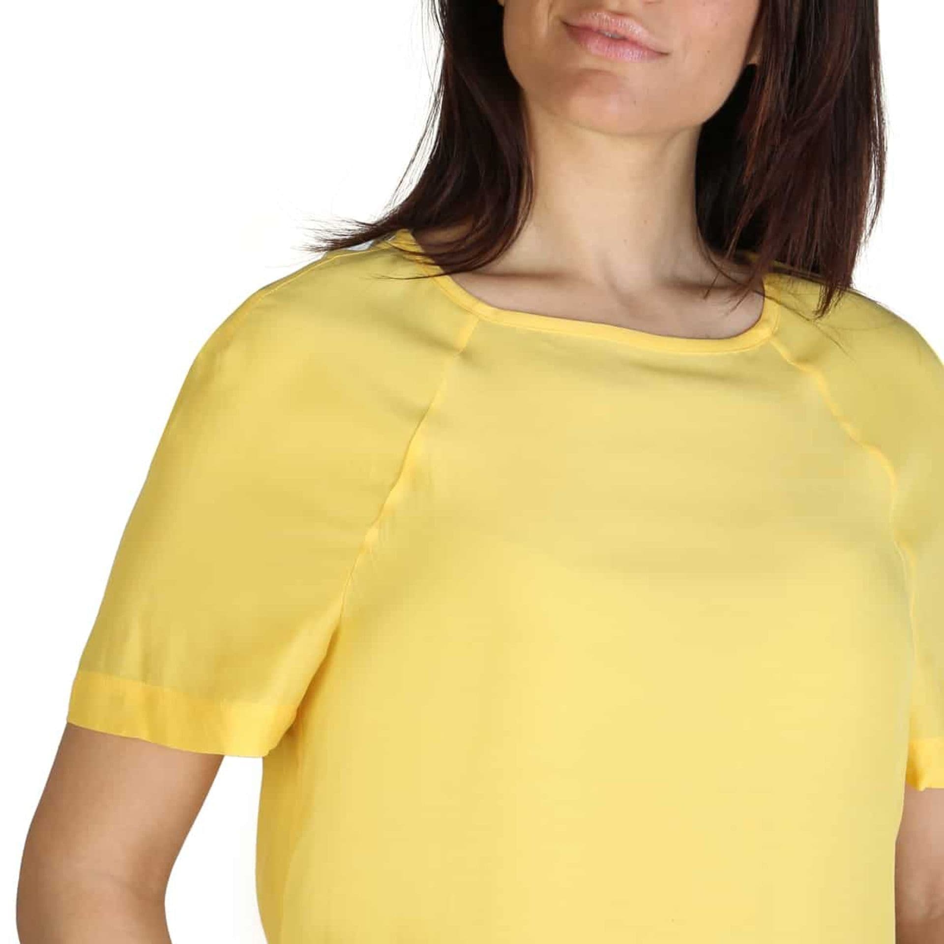 image-Tommy Hilfiger T-shirts